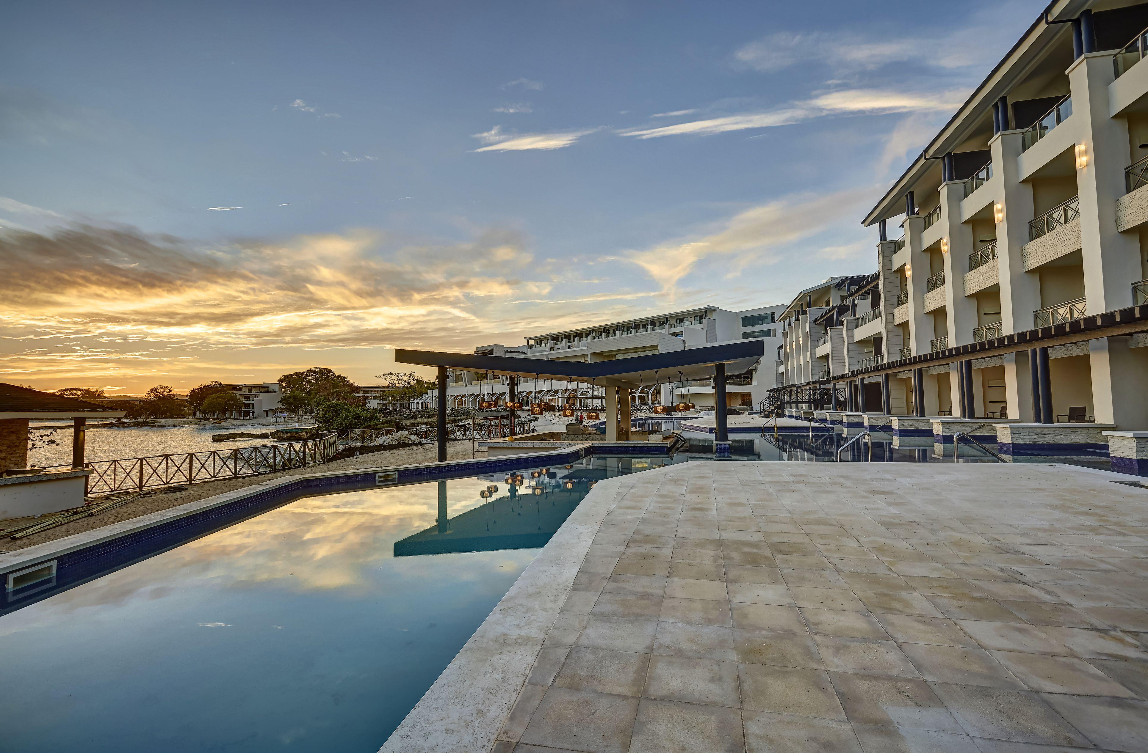 Hideaway At Royalton Negril, An Autograph Collection All-Inclusive Resort - Adults Only מראה חיצוני תמונה